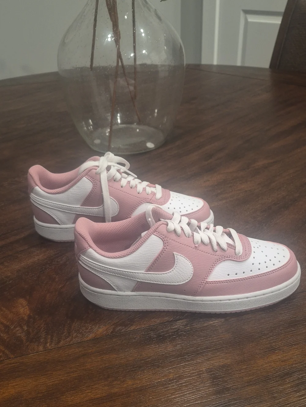 New Nike Women's Court Borough